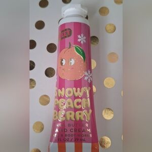 Bath and Body Works Snowy Peach Berry Hand Cream 1 oz